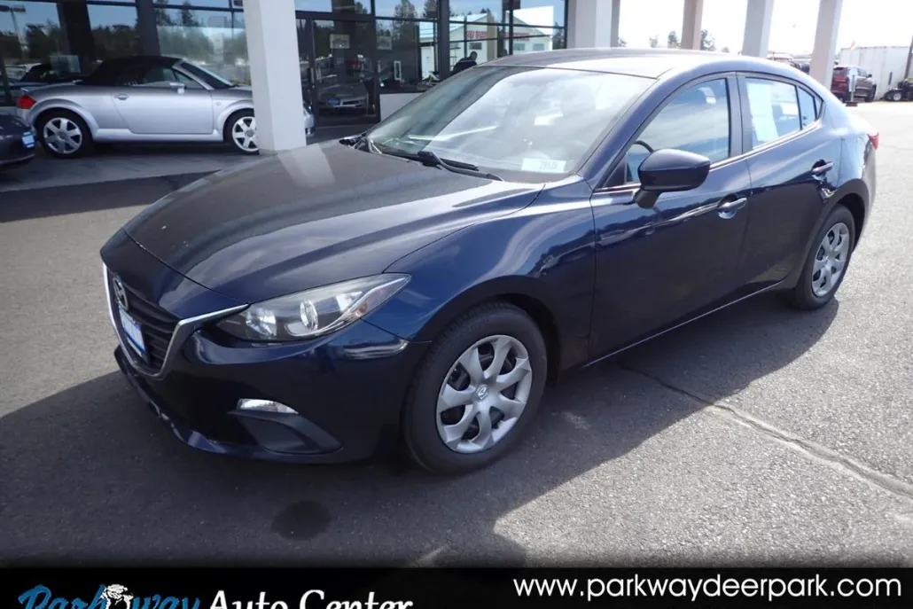2016 Mazda Mazda3 i Sport photo 1