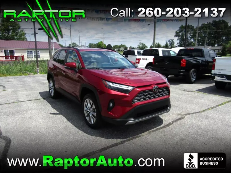 2022 Toyota RAV4 Limited photo 1