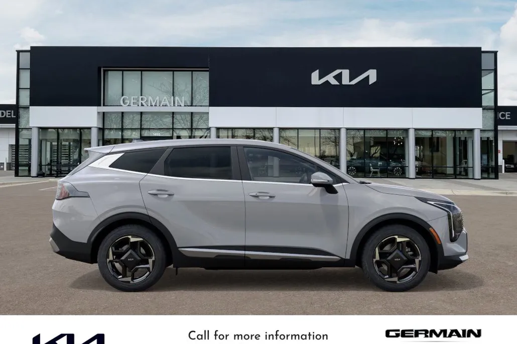 2026 Kia Sportage EX photo 1