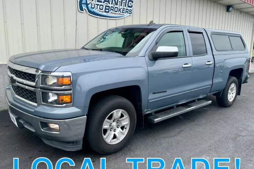 2015 Chevrolet Silverado 1500 LT photo 1