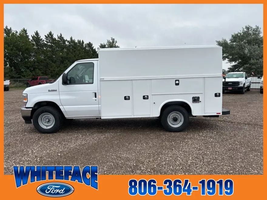 2025 Ford E-350 Base photo 1