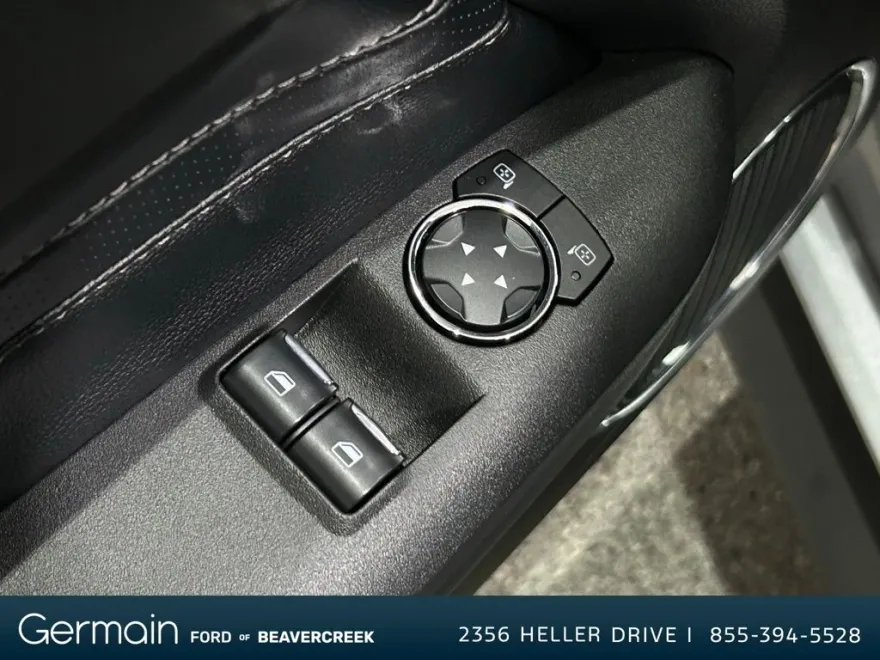 2022 Ford Mustang Mach 1 photo 16
