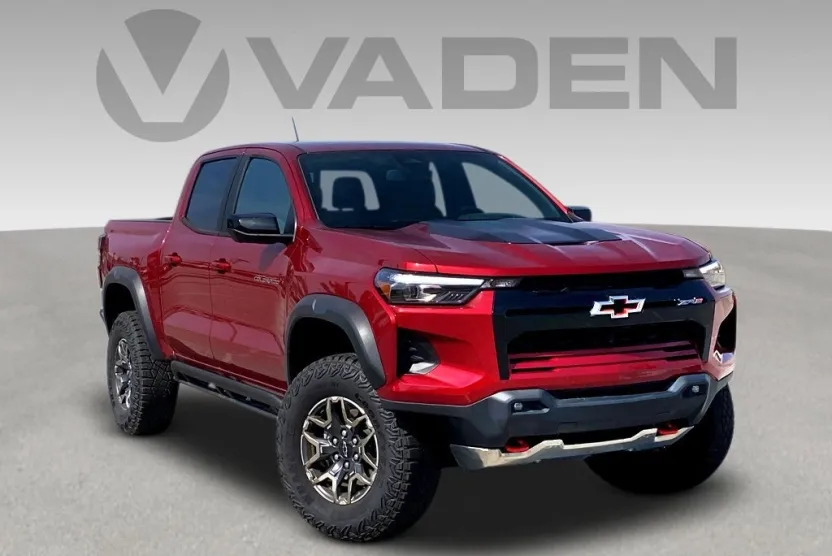 2024 Chevrolet Colorado ZR2 photo 1
