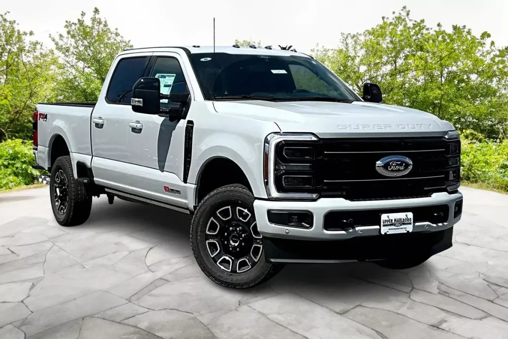 2026 Ford F-250 Platinum photo 1
