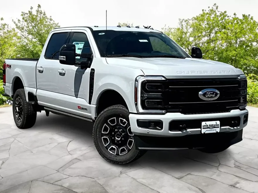 2026 Ford F-250 Platinum photo 1