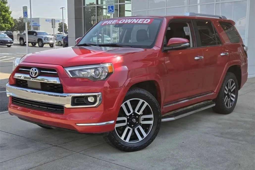 2021 Toyota 4Runner Limited photo 1