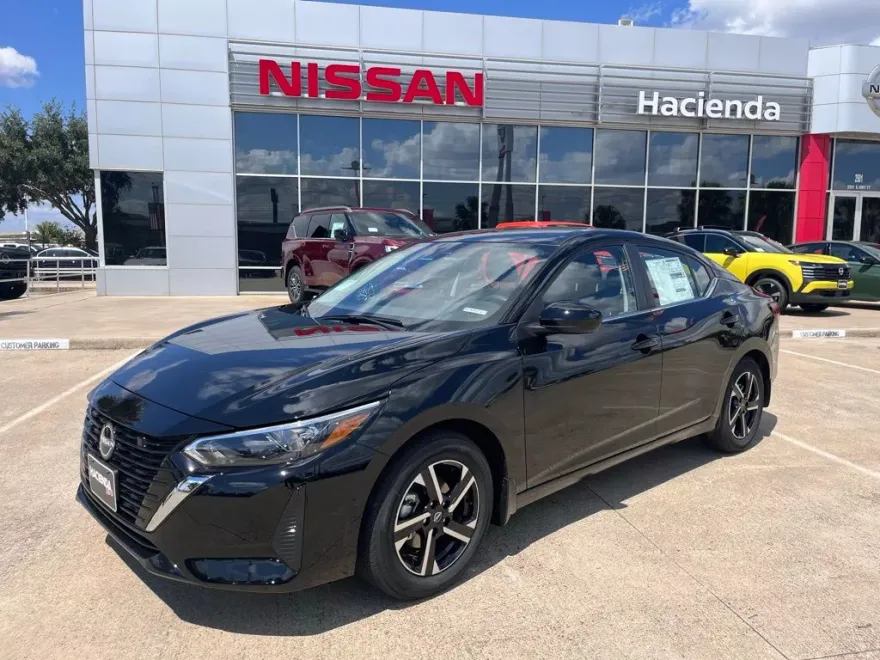 2025 Nissan Sentra SV photo 1