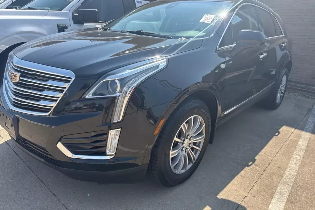 2019 Cadillac XT5 Luxury photo 1