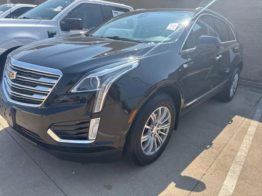 2019 Cadillac XT5 Luxury photo 1