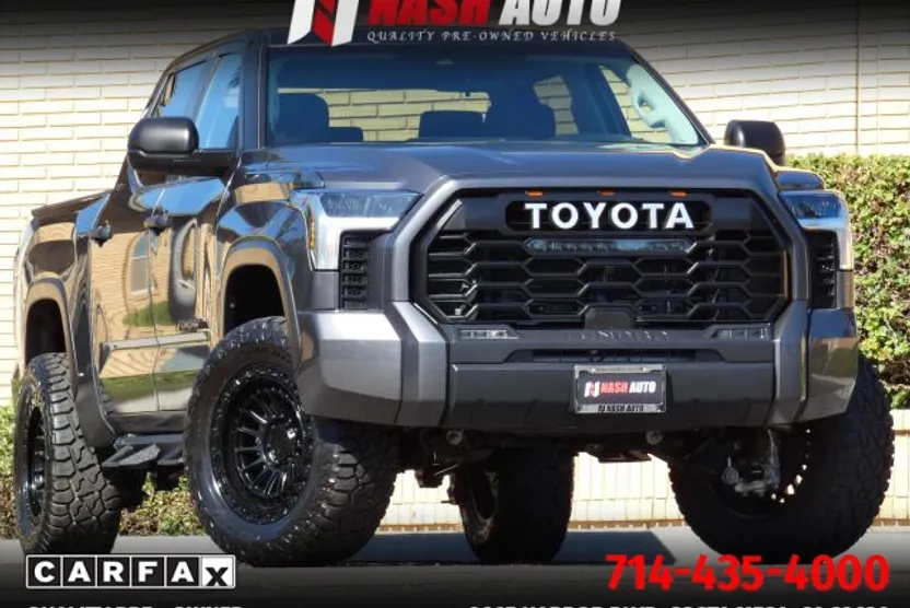 2024 Toyota Tundra CrewMax SR5 photo 1