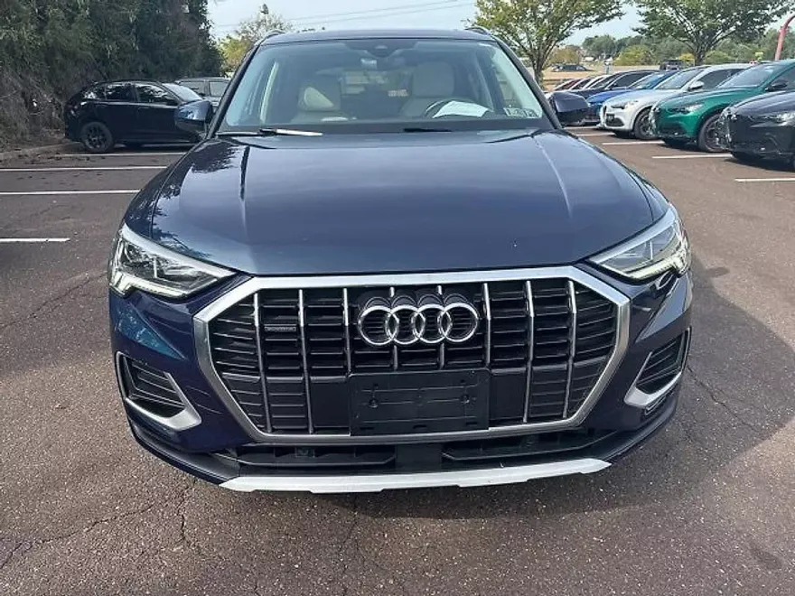 2020 Audi Q3 Premium Plus 45 TFSI photo 1