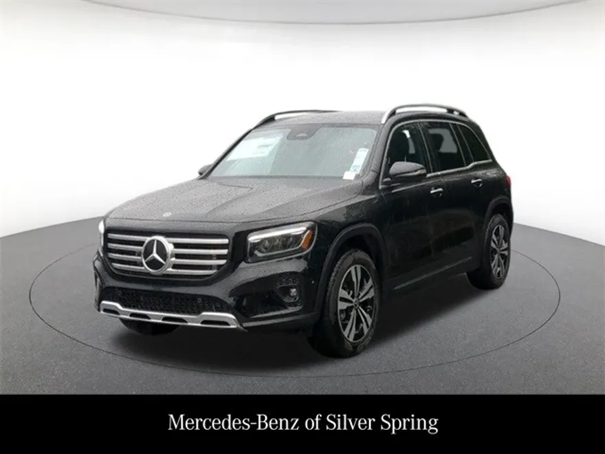 2025 Mercedes Benz GLB 250 4MATIC photo 1
