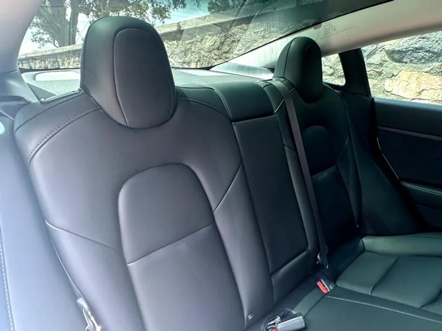 2023 Tesla Model 3 Long Range photo 25