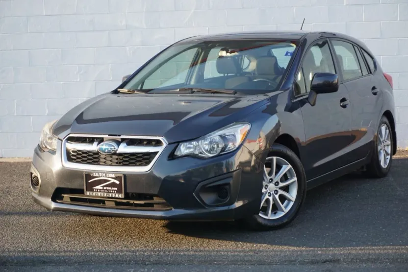 2014 Subaru Impreza 2.0i Premium photo 1