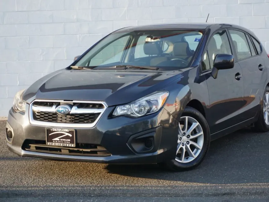 2014 Subaru Impreza 2.0i Premium photo 1