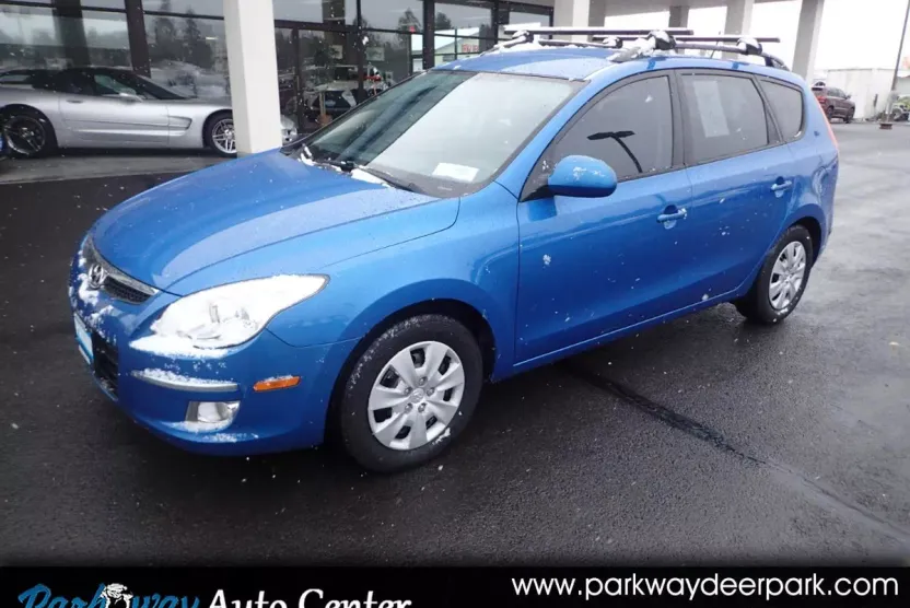 2010 Hyundai Elantra GLS photo 1