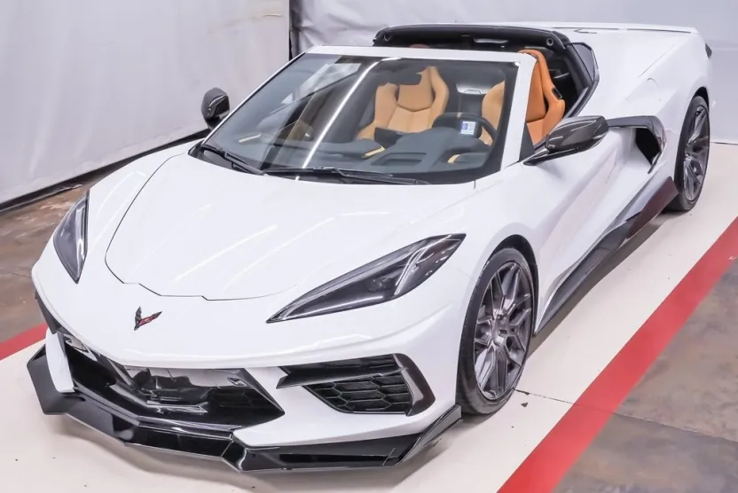 2023 Chevrolet Corvette Stingray 2LT photo 1