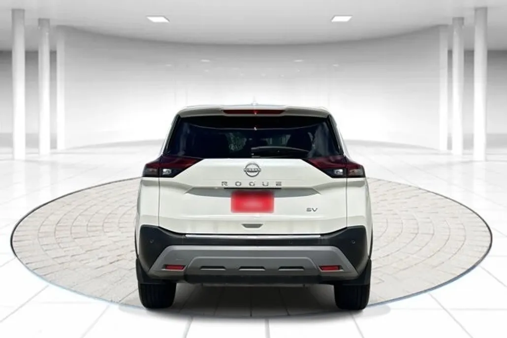 2023 Nissan Rogue SV photo 1