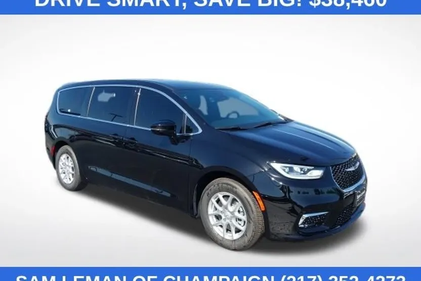 2026 Chrysler Pacifica photo 1