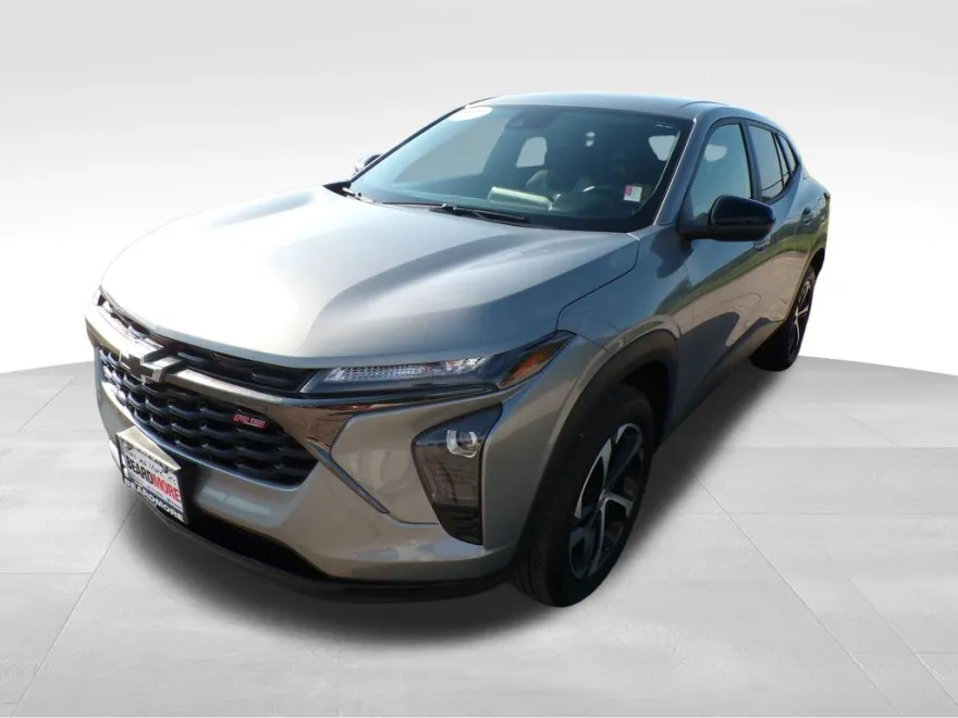 2024 Chevrolet Trax photo 1