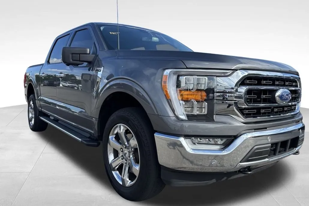 2022 Ford F-150 XLT photo 1