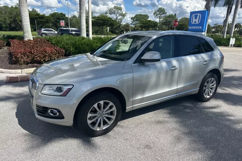 2014 Audi Q5 2.0T Premium Plus photo 1