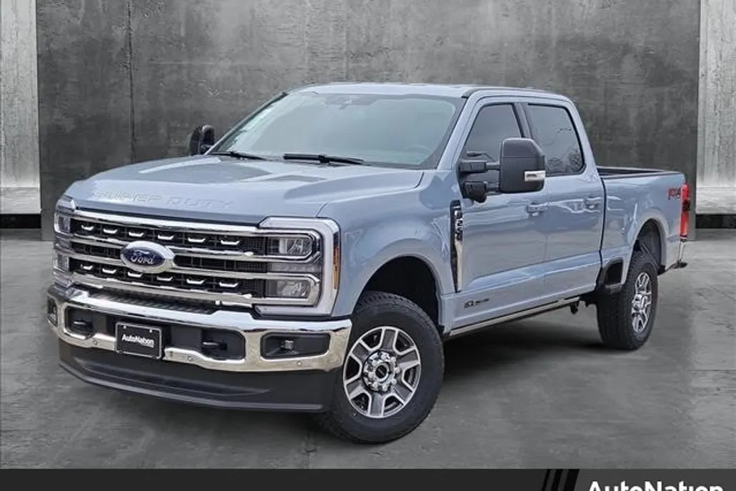 2025 Ford F-250 Lariat photo 1
