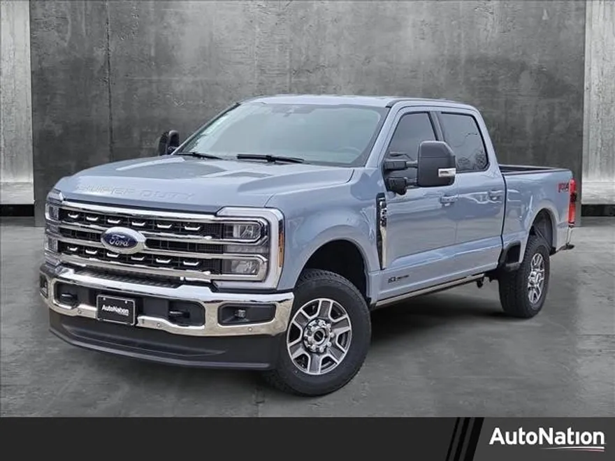 2025 Ford F-250 Lariat photo 1