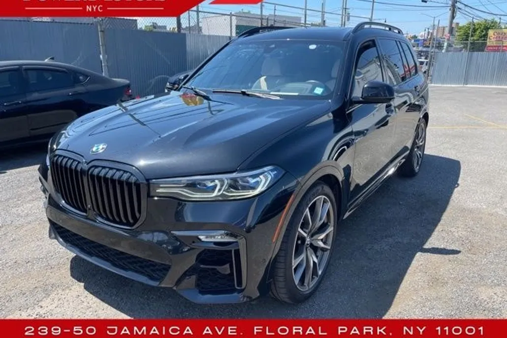 2021 Bmw X7 M50i photo 1