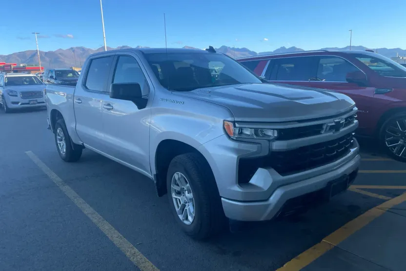 2022 Chevrolet Silverado 1500 RST photo 1