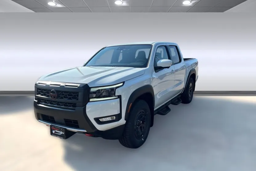 2026 Nissan Frontier Crew Cab PRO-X photo 1