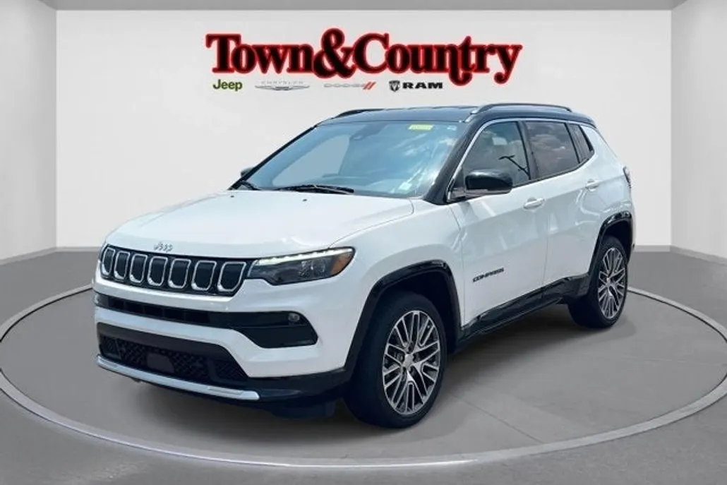 2022 Jeep Compass Limited photo 1