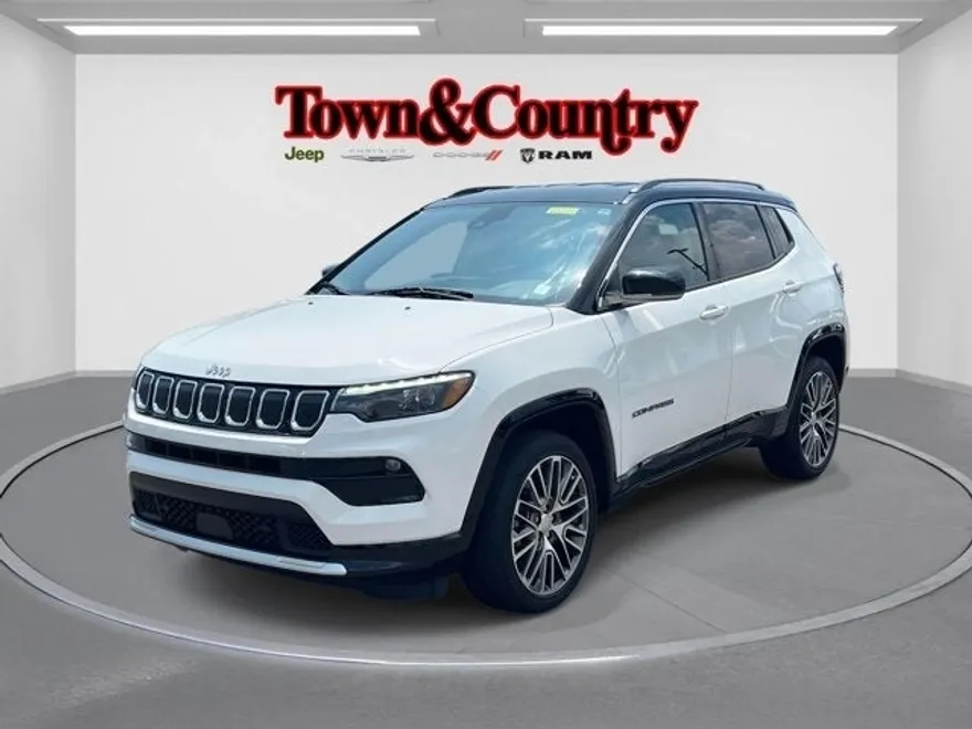 2022 Jeep Compass Limited photo 1