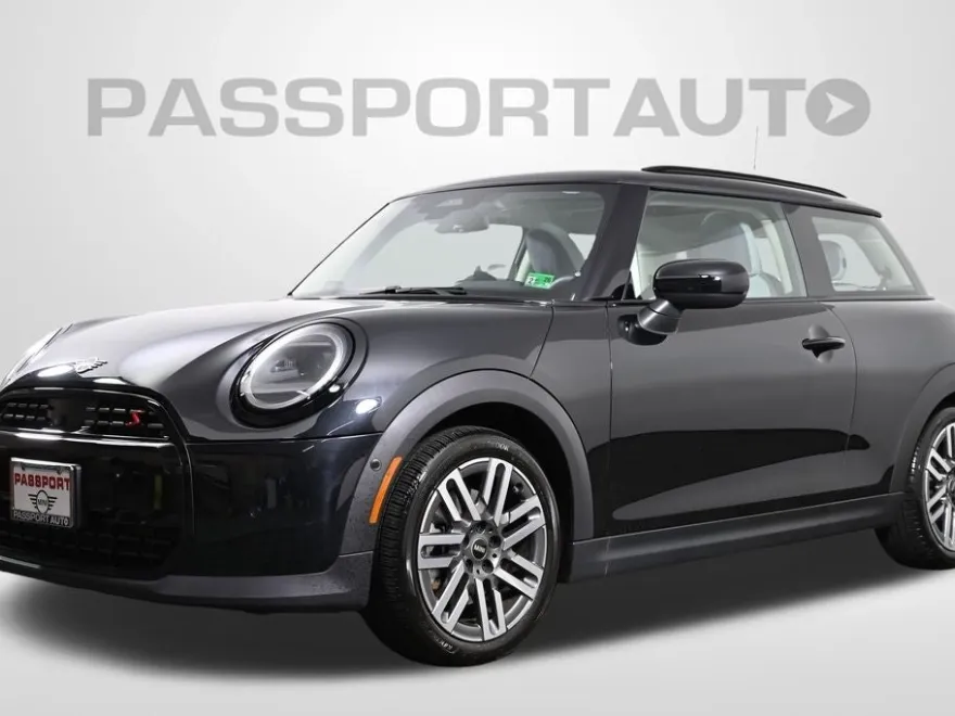 2025 Mini Cooper 2 Door Hardtop S photo 1