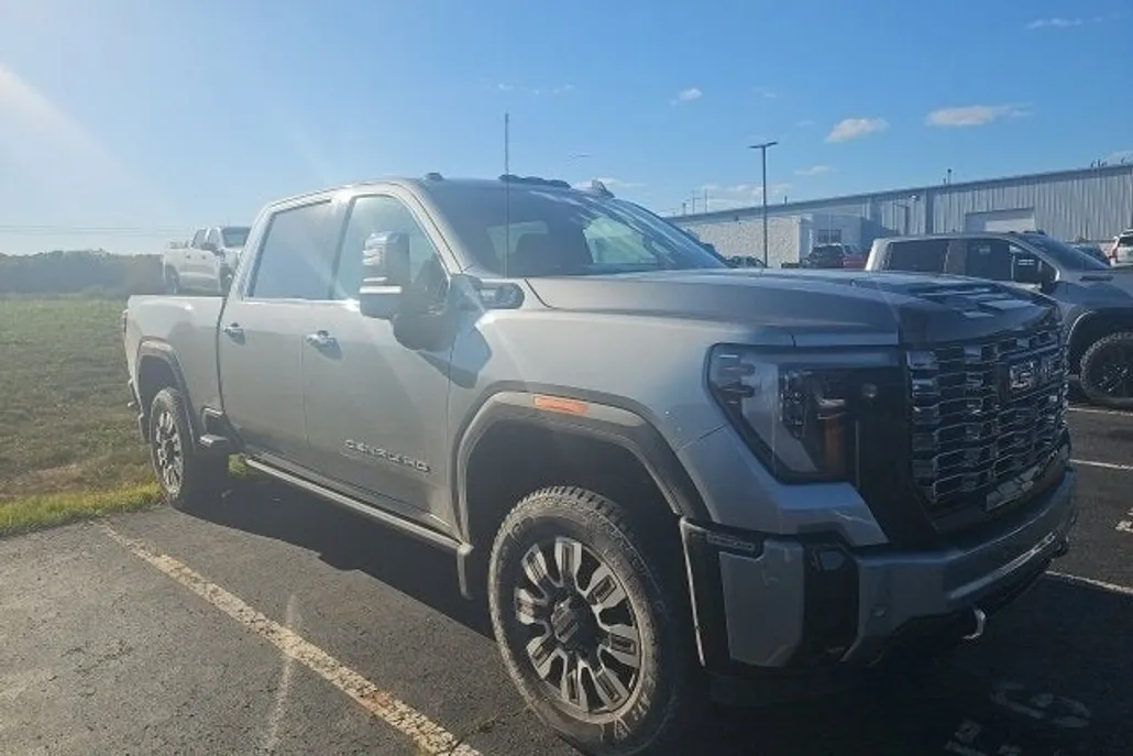 2025 Gmc Sierra 2500 HD Denali Ultimate photo 1