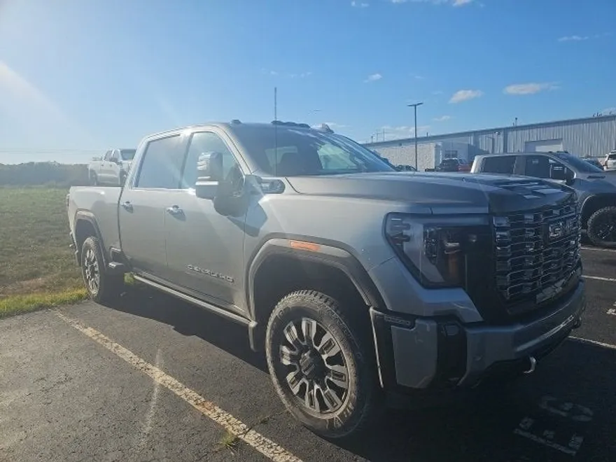 2025 Gmc Sierra 2500 HD Denali Ultimate photo 1