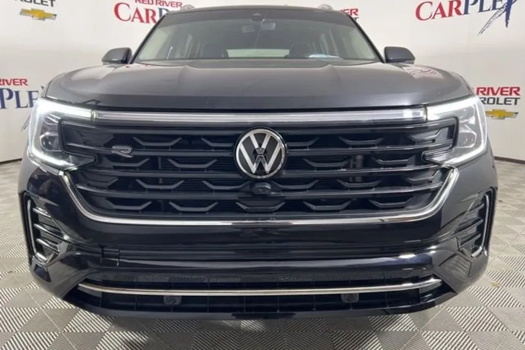 2024 Volkswagen Atlas SEL Premium R-Line photo 1