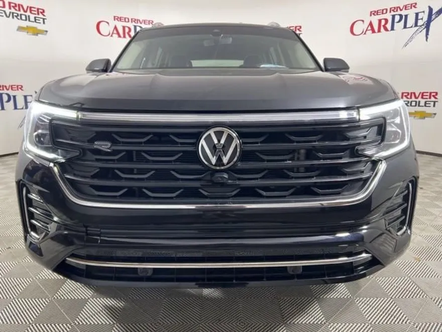 2024 Volkswagen Atlas SEL Premium R-Line photo 1