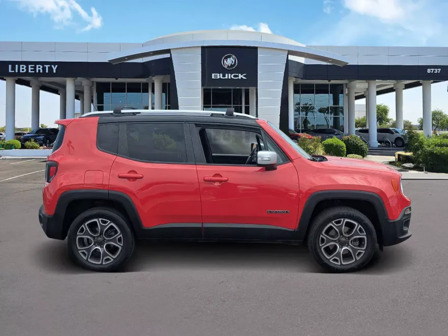 2016 Jeep Renegade Limited photo 1