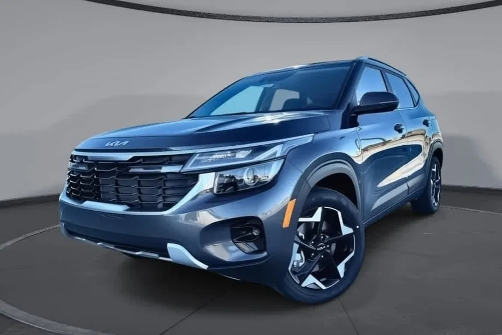 2026 Kia Seltos EX photo 1