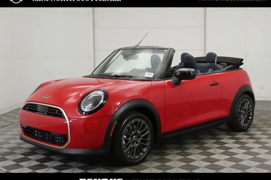 2025 Mini Cooper Convertible Signature photo 1