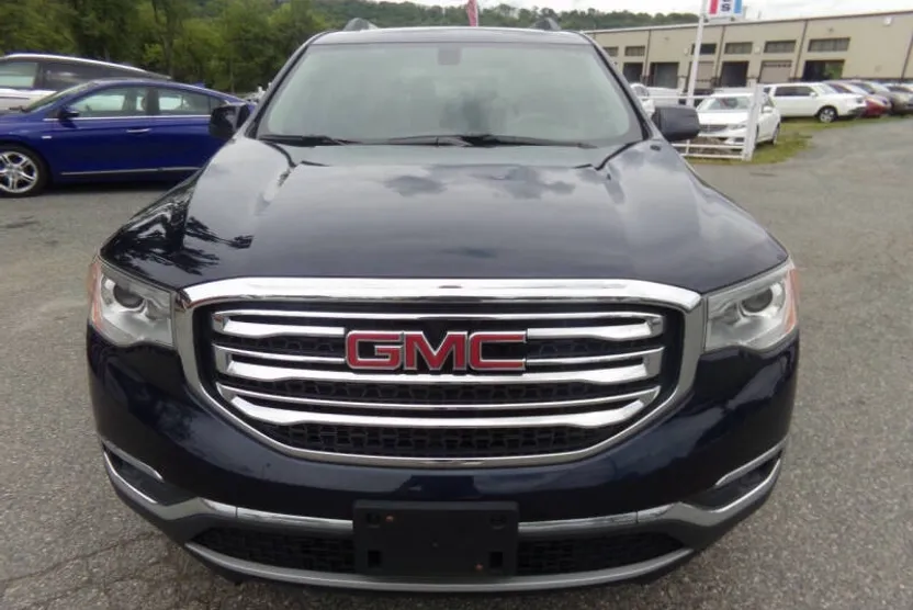 2017 Gmc Acadia SLE photo 1