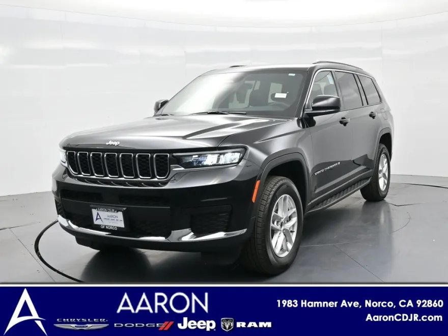 2025 Jeep Grand Cherokee Laredo X photo 1