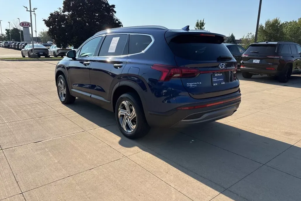 2023 Hyundai Santa Fe SEL photo 1