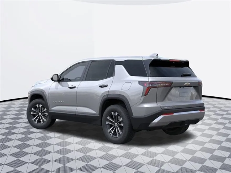2026 Chevrolet Equinox LT photo 1