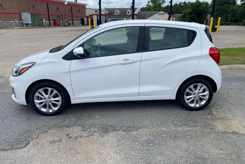 2020 Chevrolet Spark 1LT LT photo 1