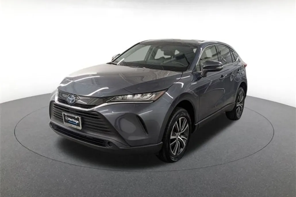 2021 Toyota Venza LE photo 1
