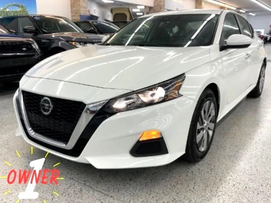 2022 Nissan Altima 2.5 S photo 1