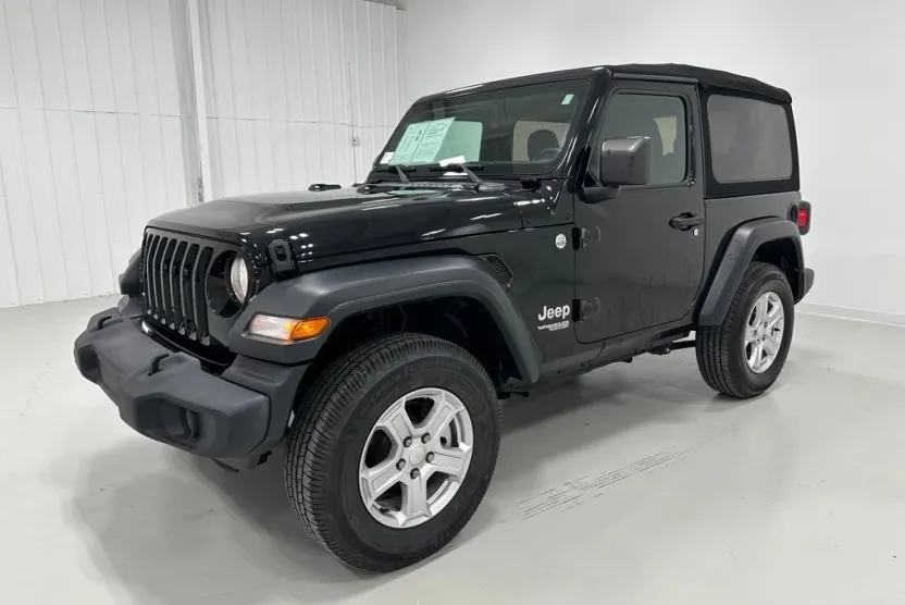 2021 Jeep Wrangler Sport S photo 1
