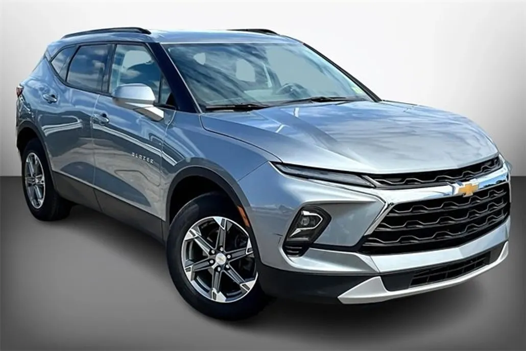2023 Chevrolet Blazer 2LT photo 1